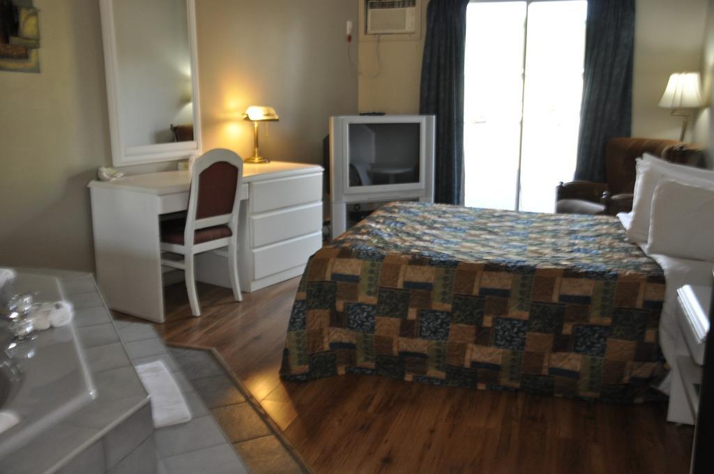 Motel Les Pignons Verts Buckingham Værelse billede